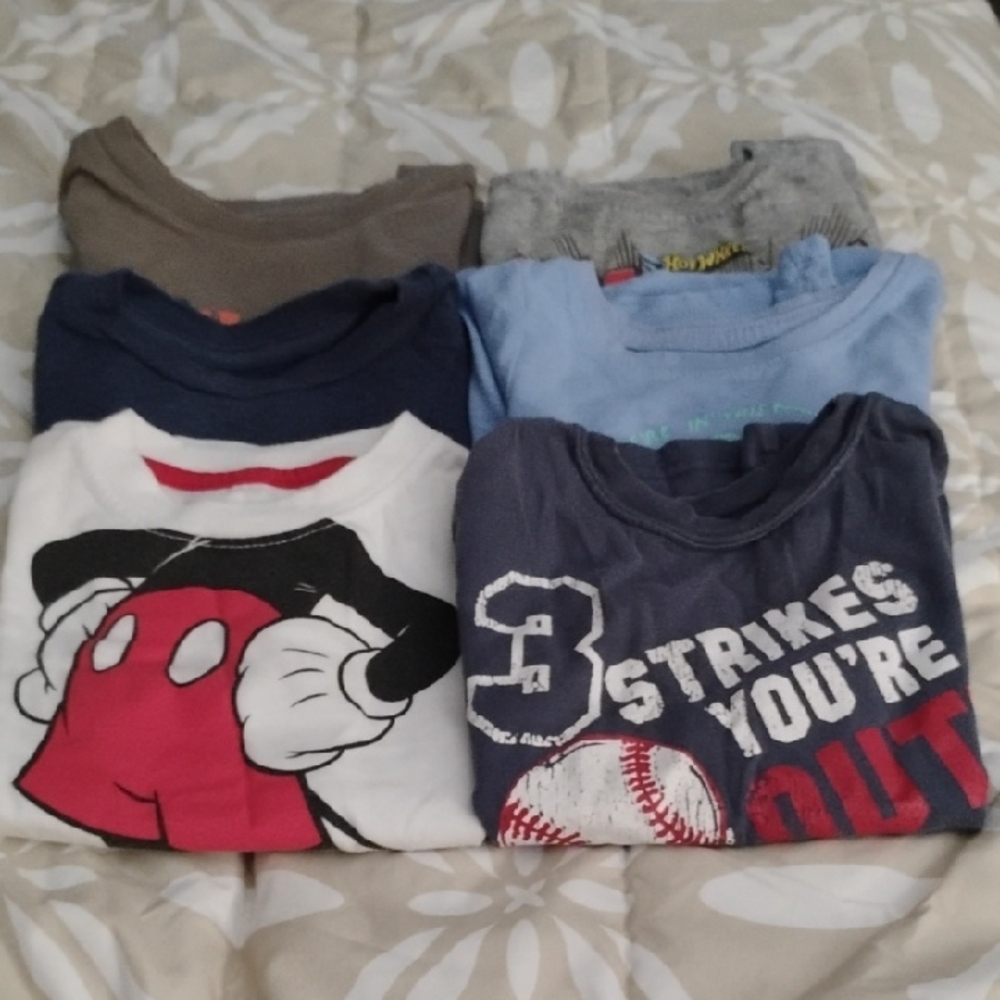 2 T Shirt Bundle 6 Total